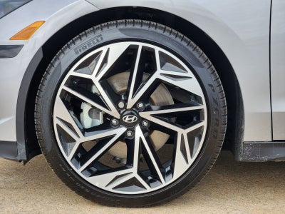 2025 Hyundai IONIQ 6 SEL