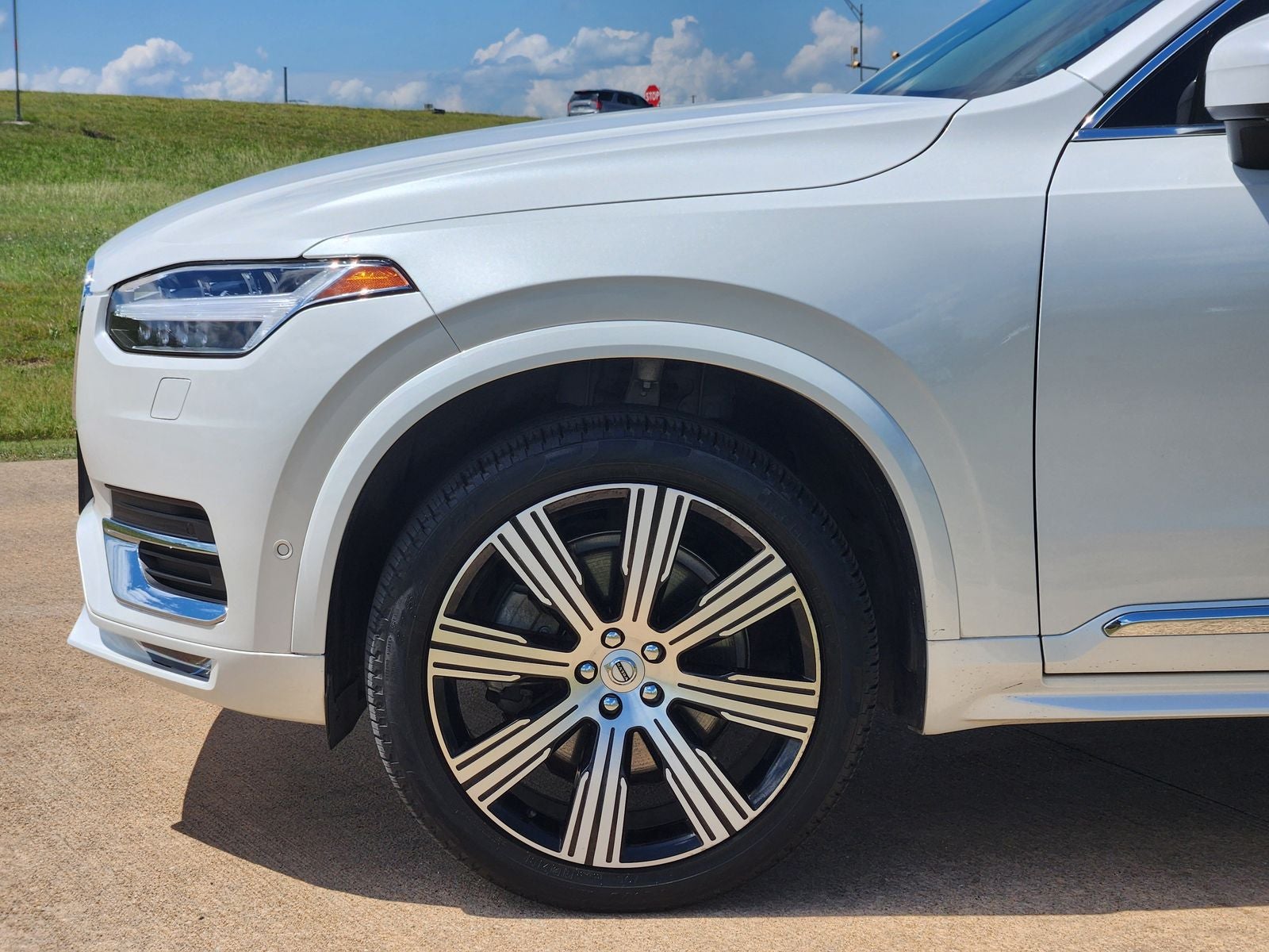 2023 Volvo XC90 Ultimate - Photo 13