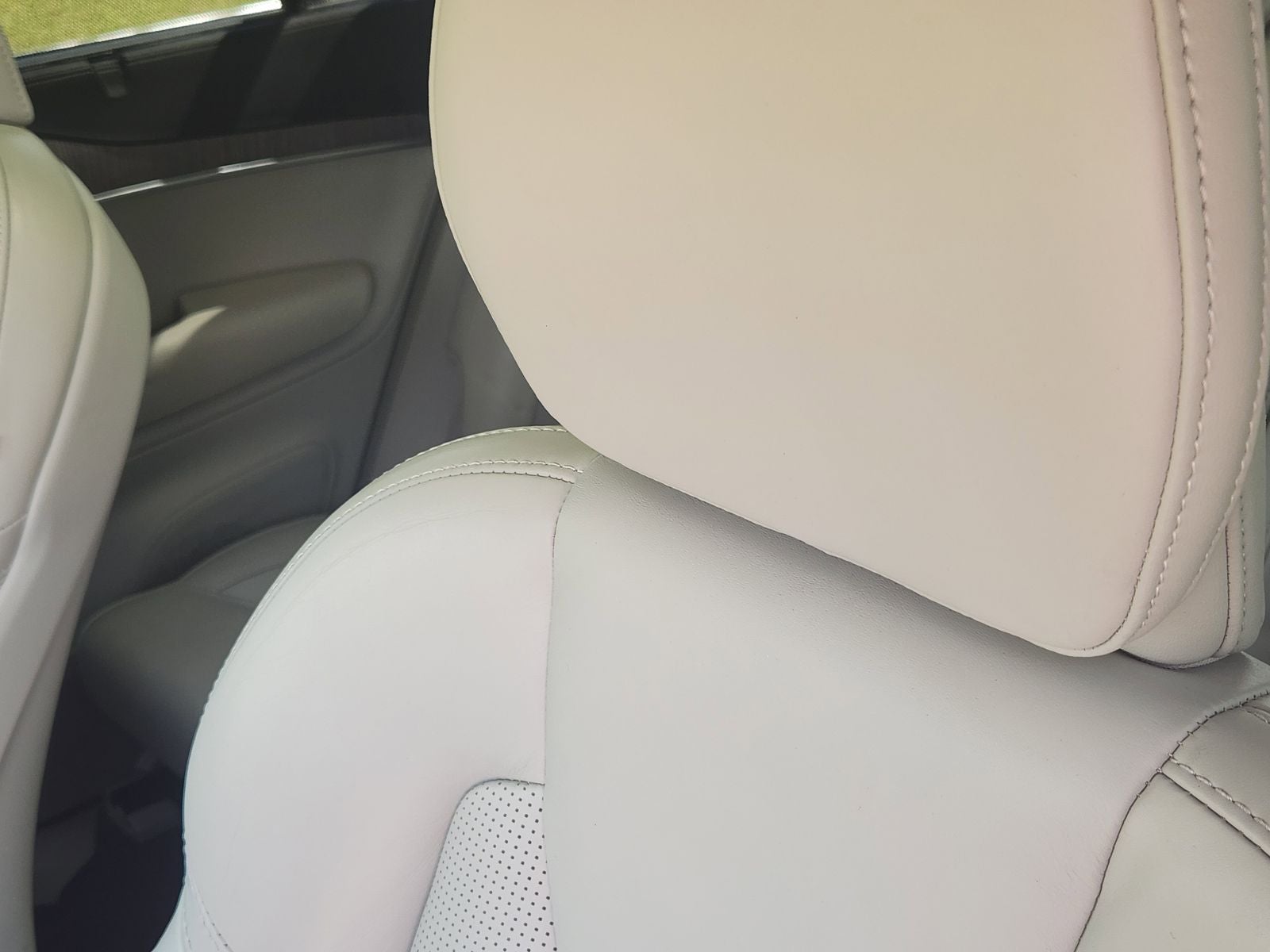 2023 Volvo XC90 Ultimate - Photo 18