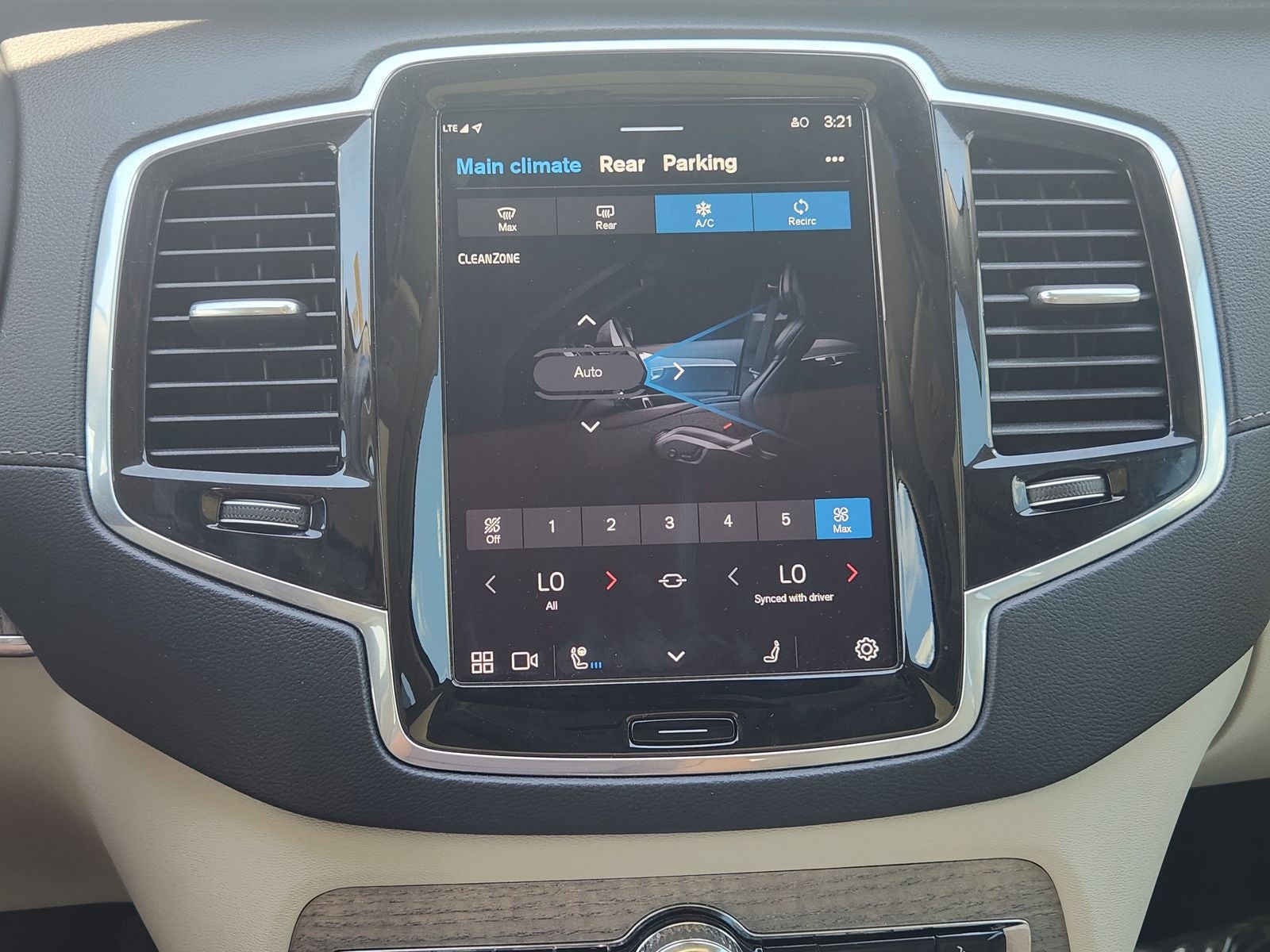 2023 Volvo XC90 Ultimate - Photo 22