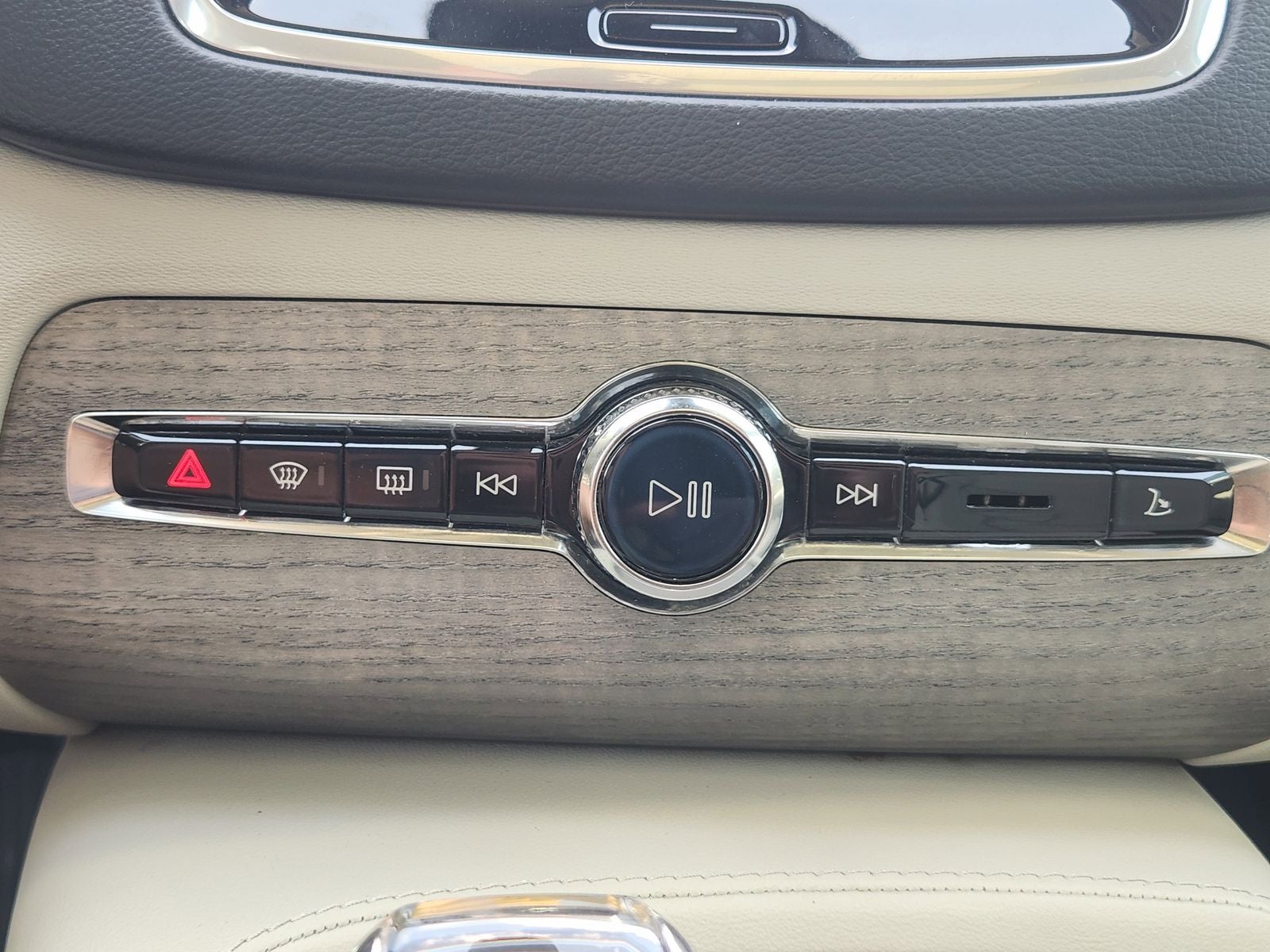 2023 Volvo XC90 Ultimate - Photo 23