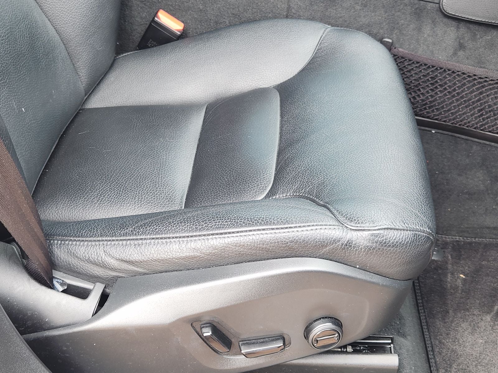 2021 Volvo XC90 T6 Momentum