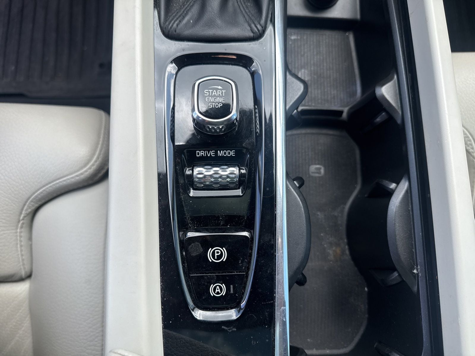 2020 Volvo XC60 T6 Inscription