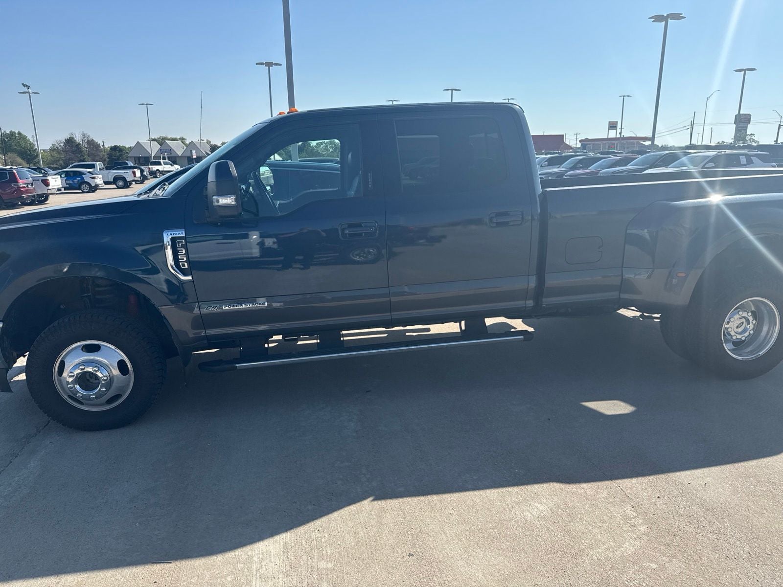 2017 Ford F-350SD Lariat DRW
