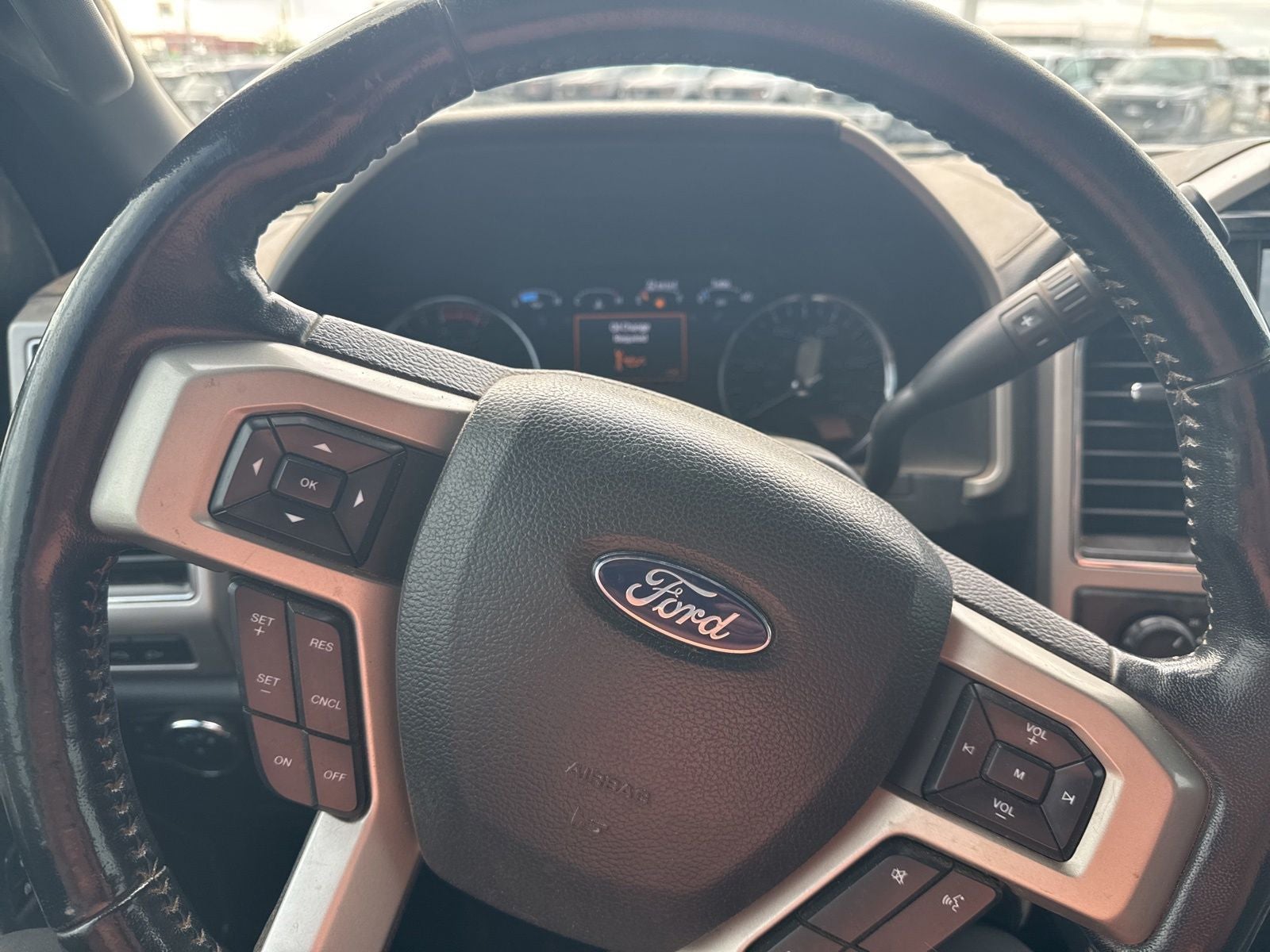 2022 Ford F-350SD Lariat DRW