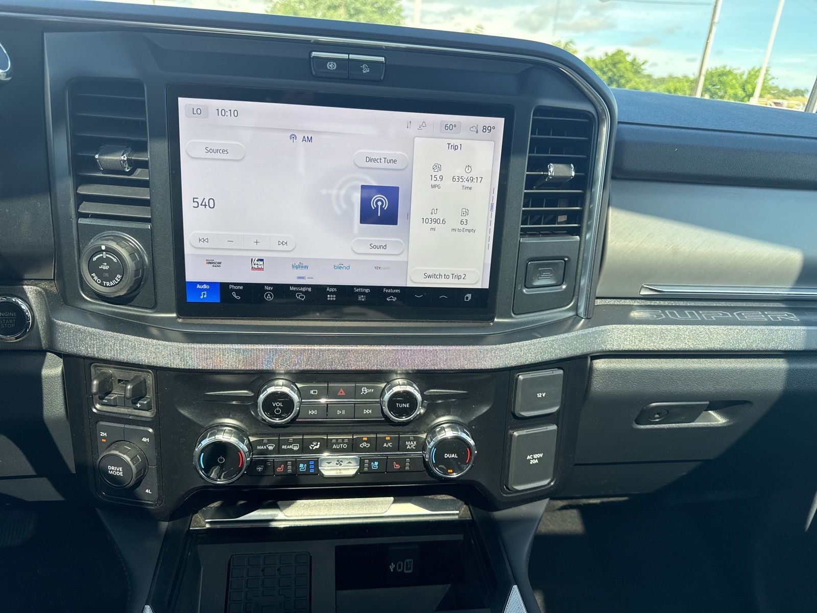 2025 Ford F-450SD Platinum DRW