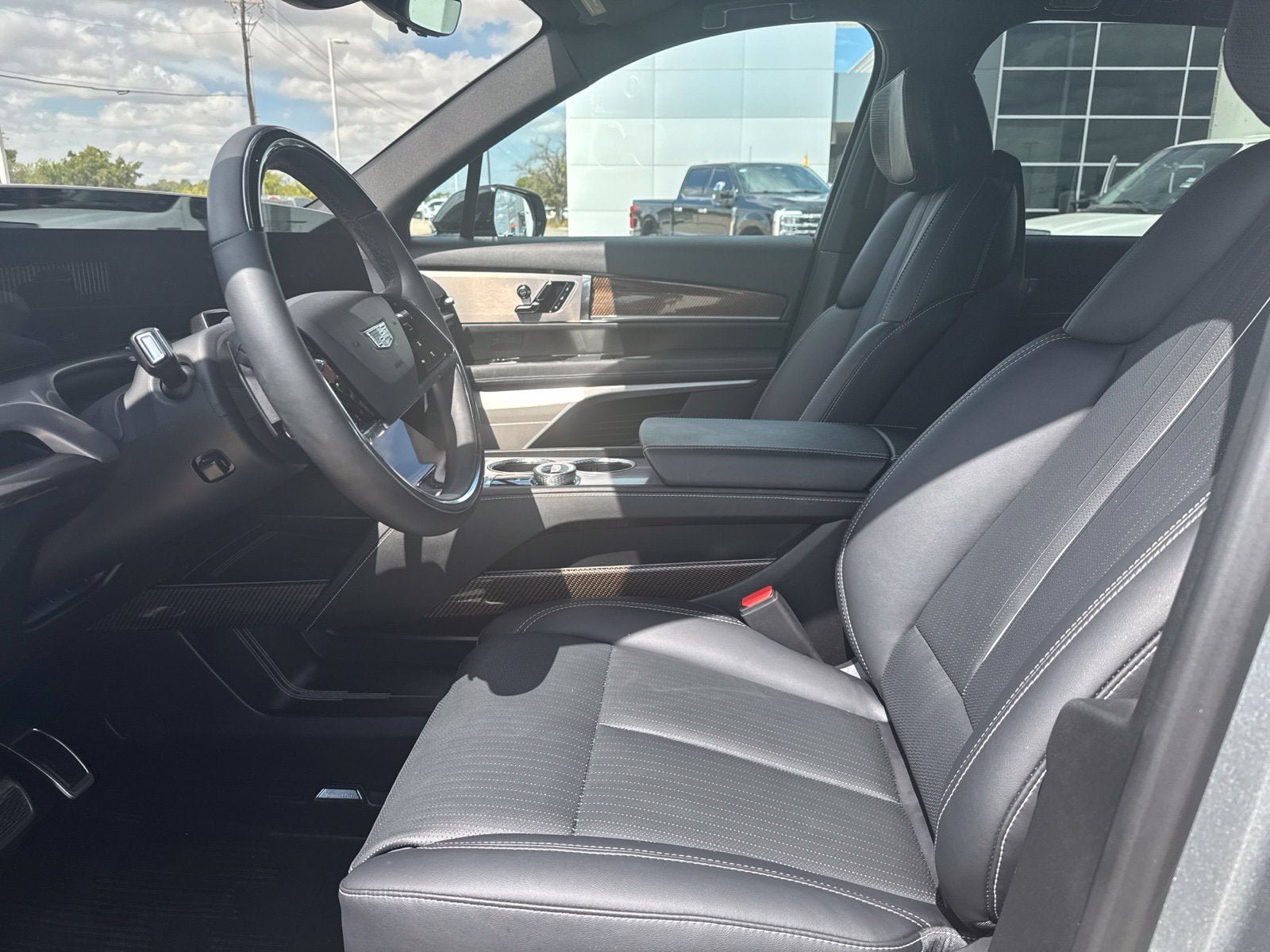 2026 Cadillac VISTIQ Sport