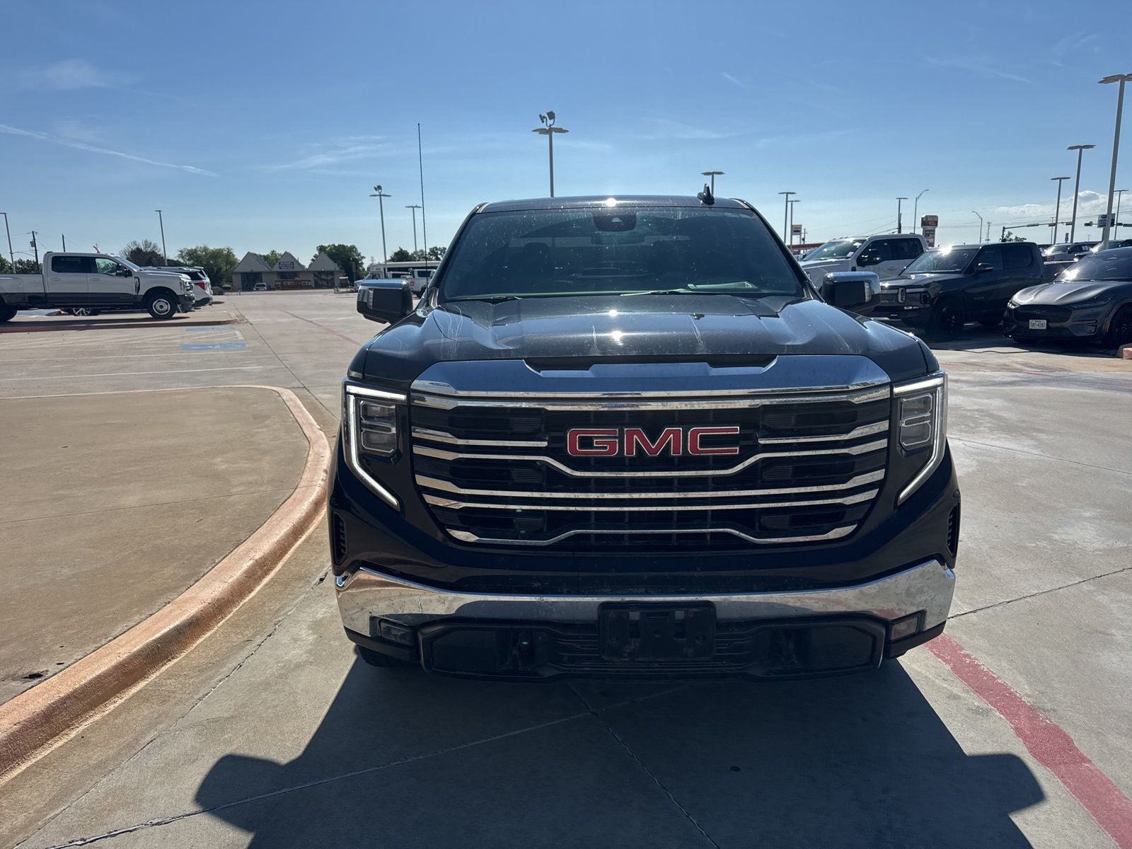 2023 GMC Sierra 1500 SLT