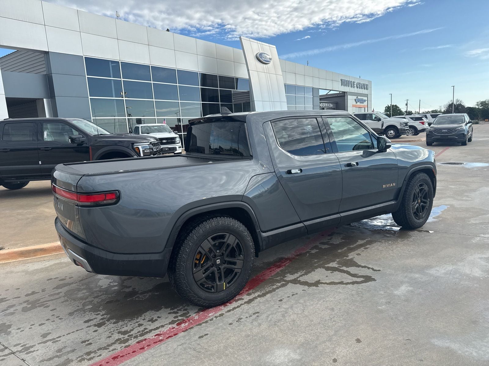 2022 Rivian R1T Adventure
