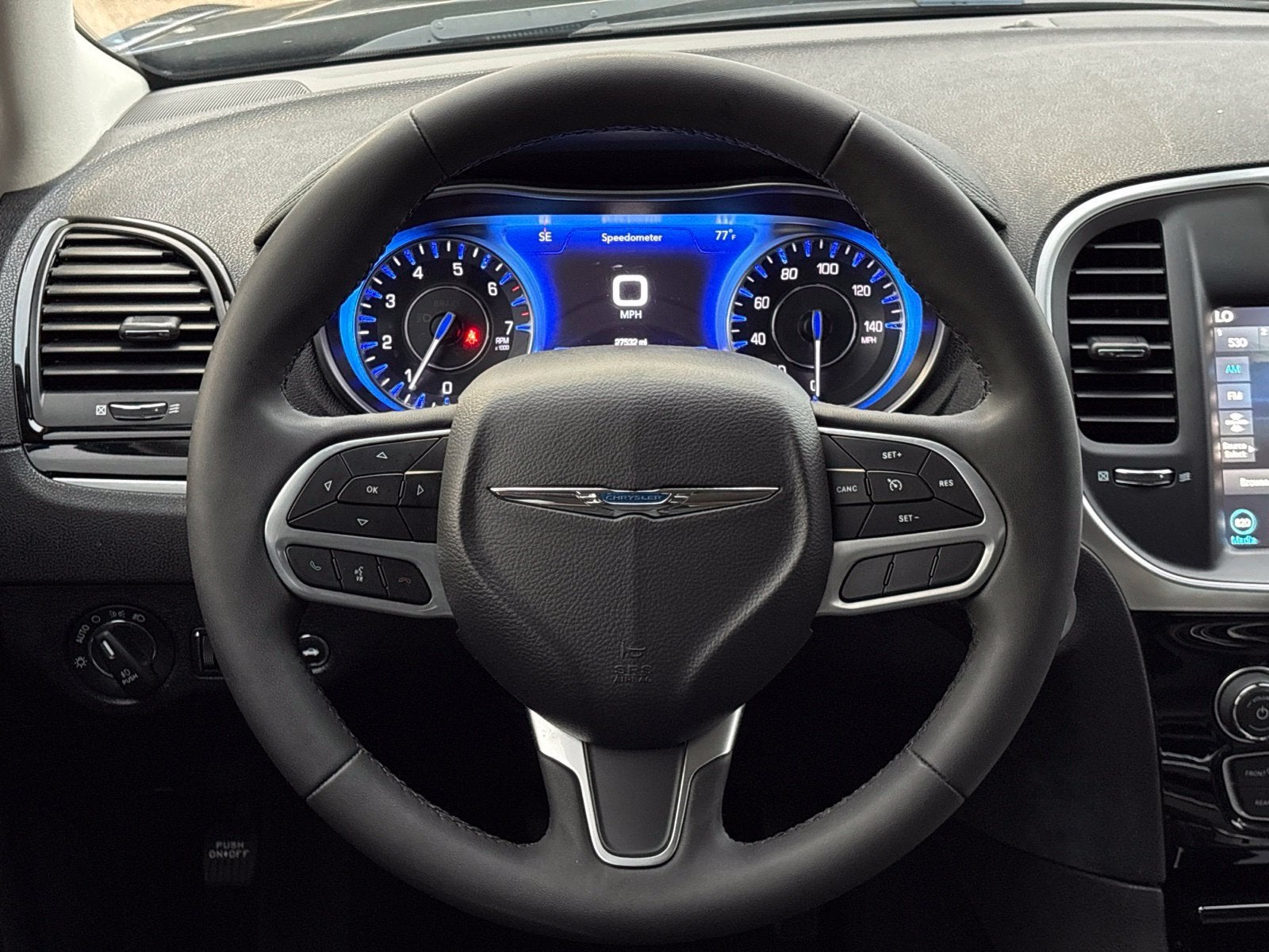 2023 Chrysler 300 Touring L