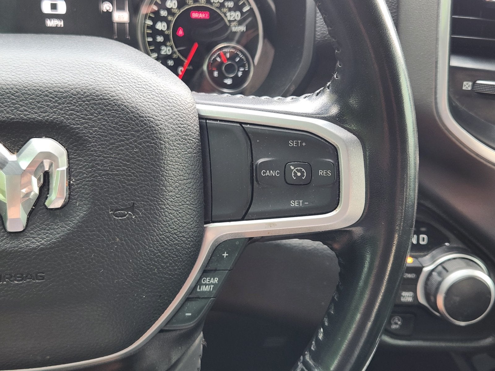 2023 RAM 1500 Lone Star Crew Cab 4x4 5'7" Box