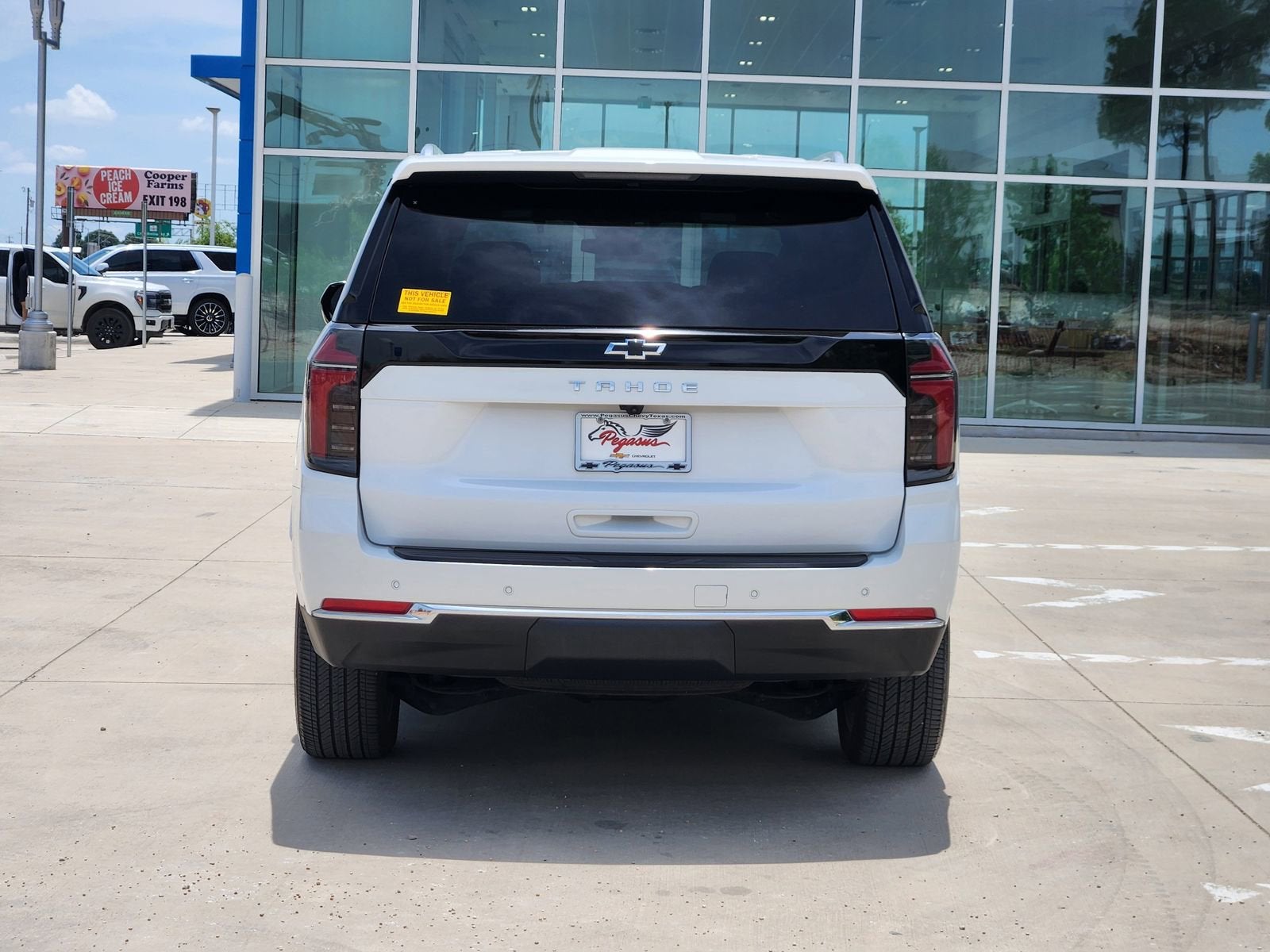 2025 Chevrolet Tahoe LS