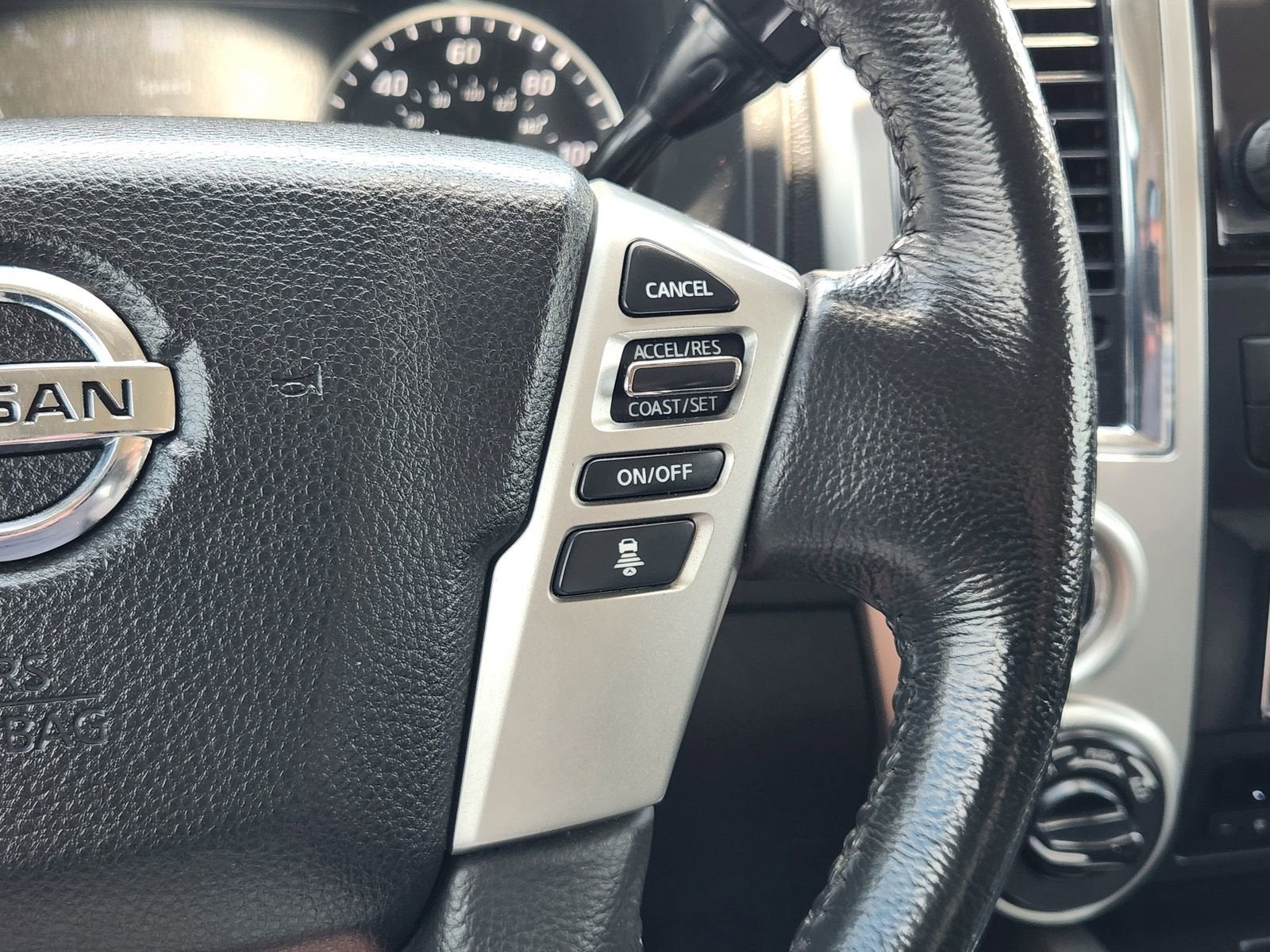 2021 Nissan TITAN XD Crew Cab SV 4x4