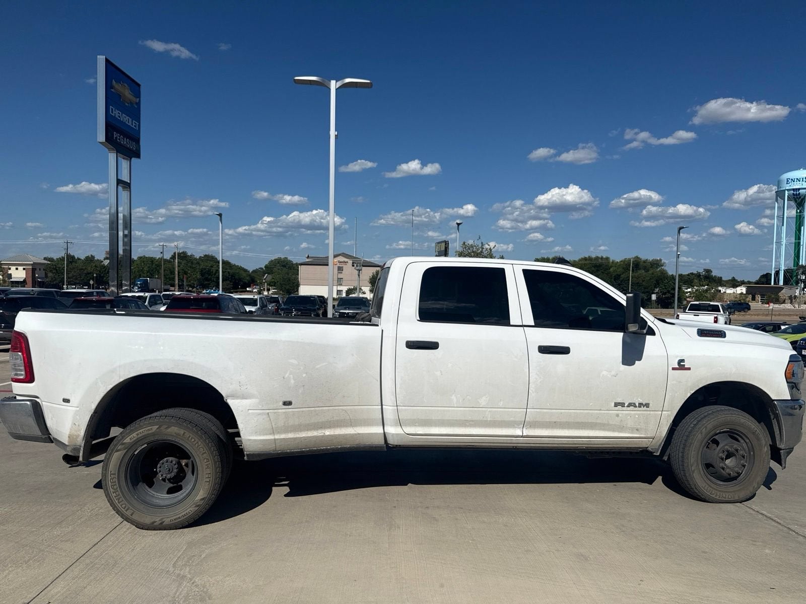 2022 RAM 3500 Tradesman Crew Cab 4x4 8' Box