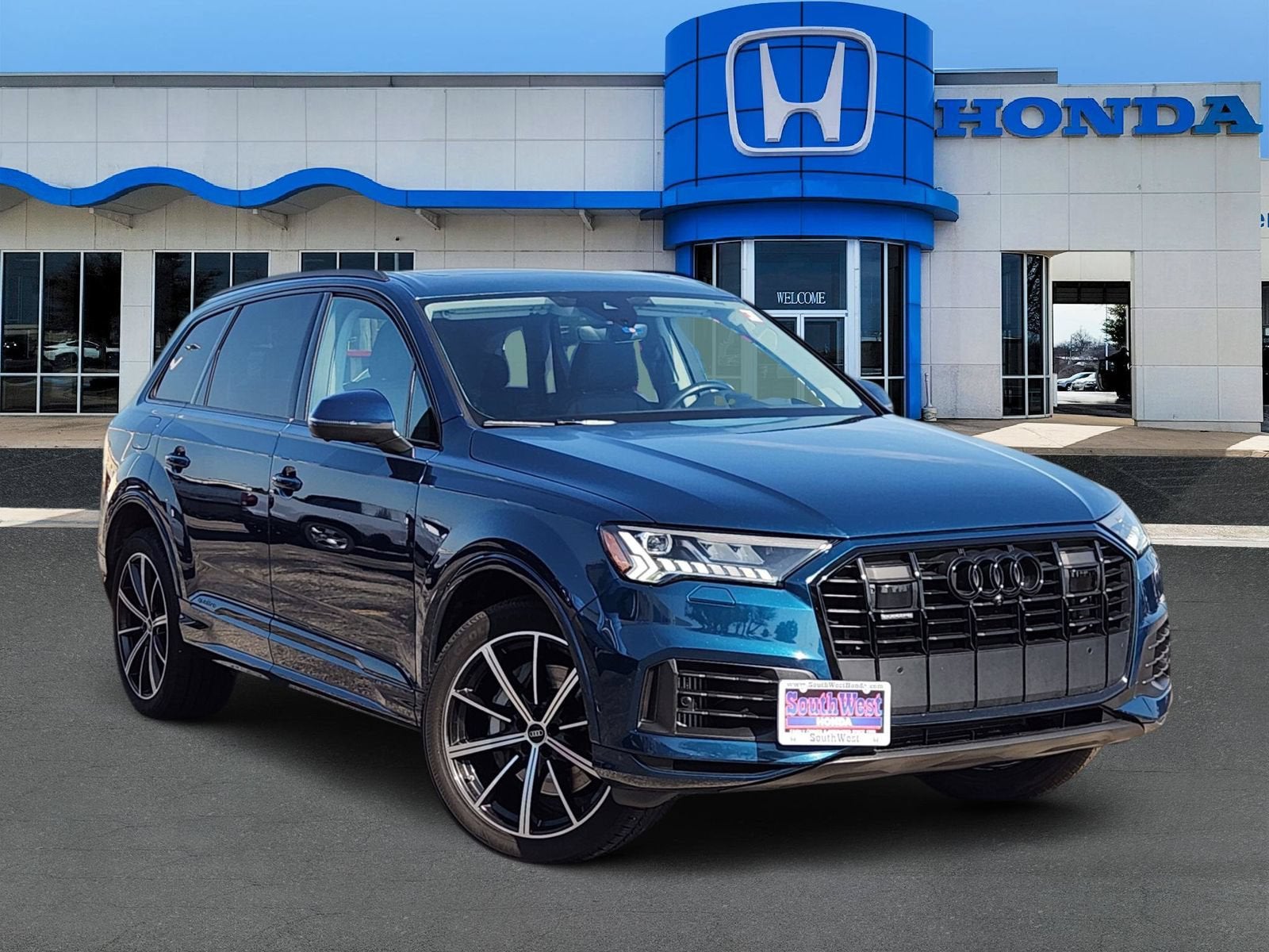 2022 Audi Q7 Prestige 55 TFSI quattro Tiptronic