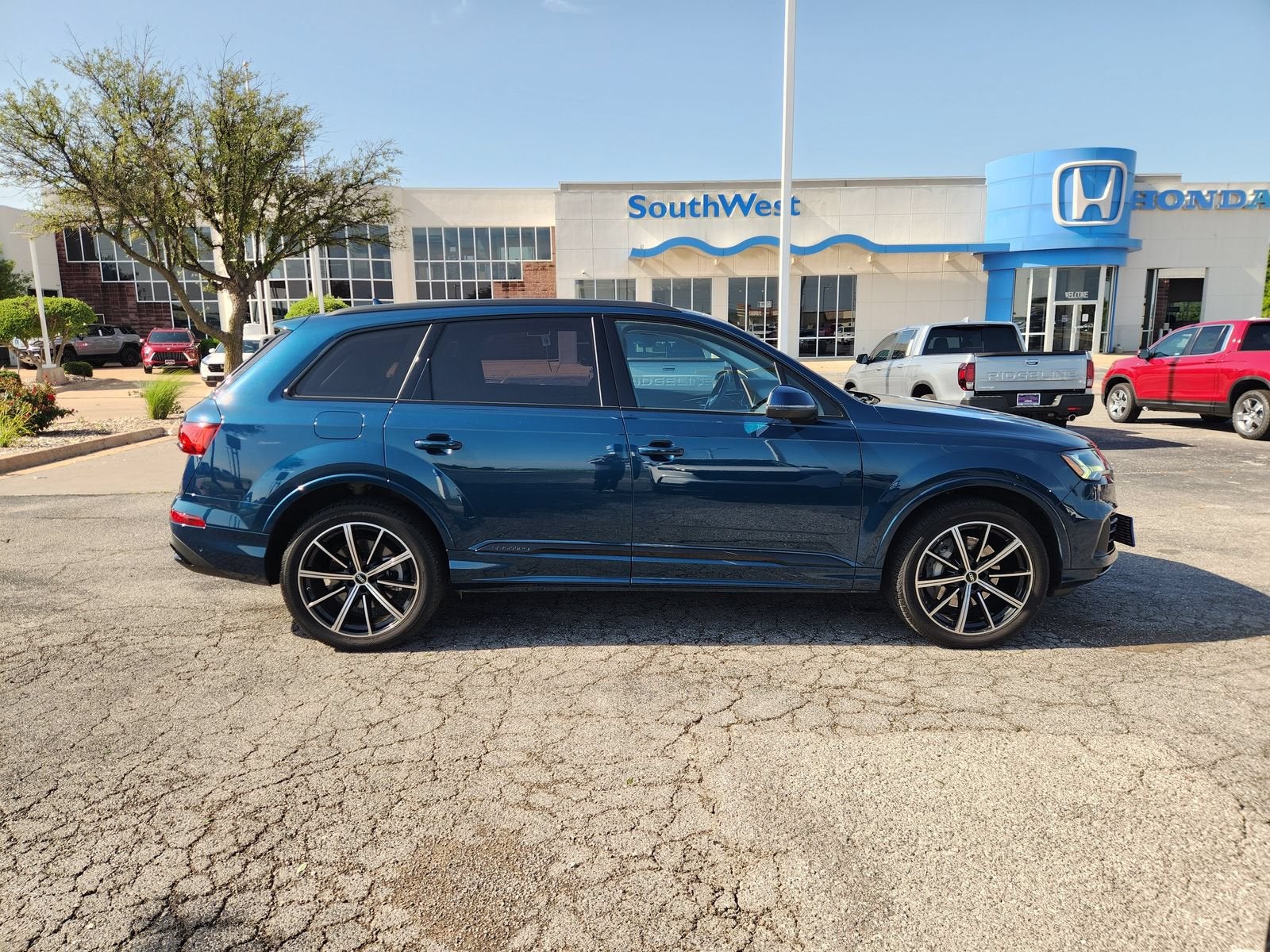 2022 Audi Q7 Prestige 55 TFSI quattro Tiptronic