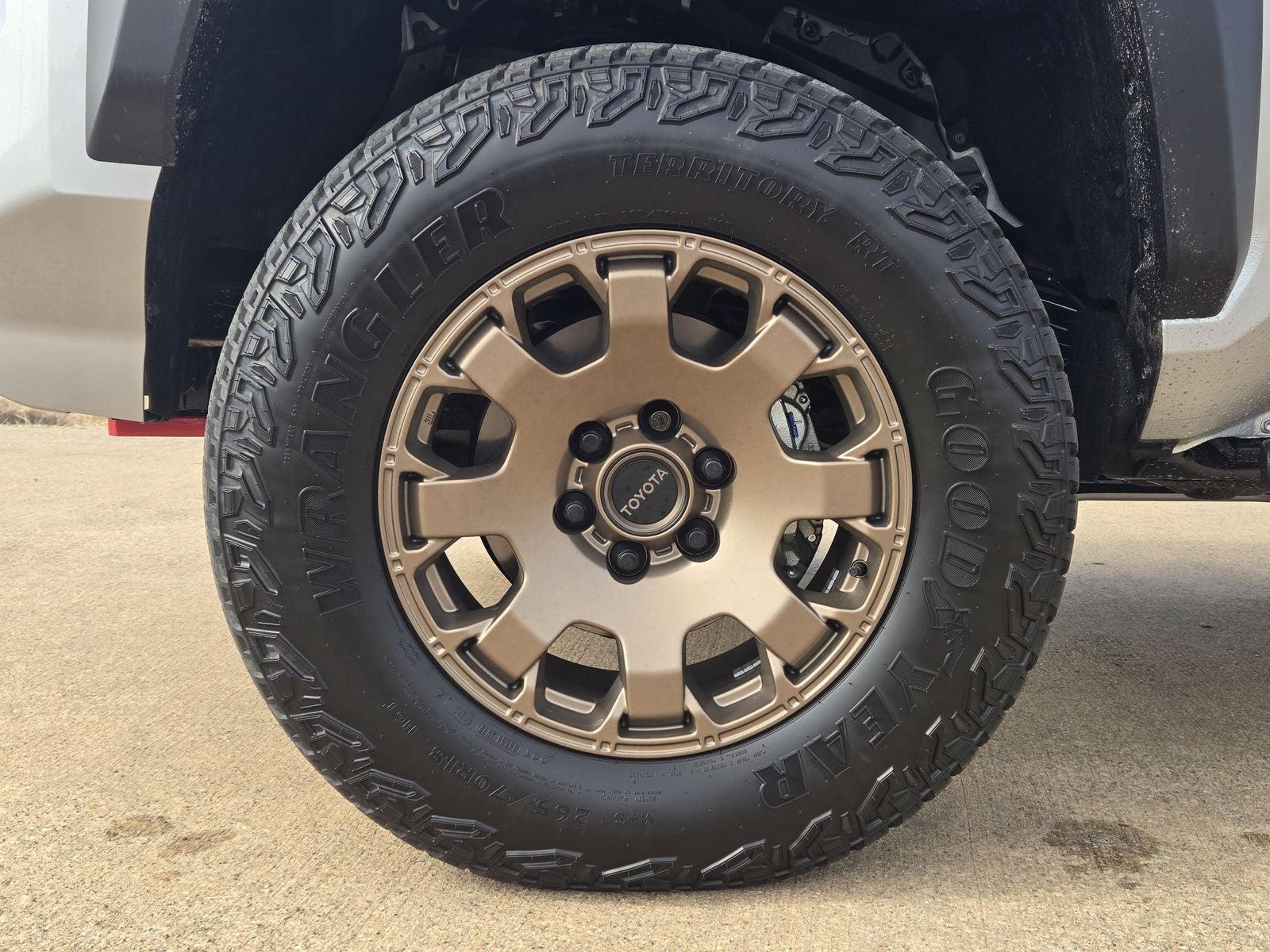 2026 Toyota Tacoma i-FORCE MAX Tacoma Trailhunter