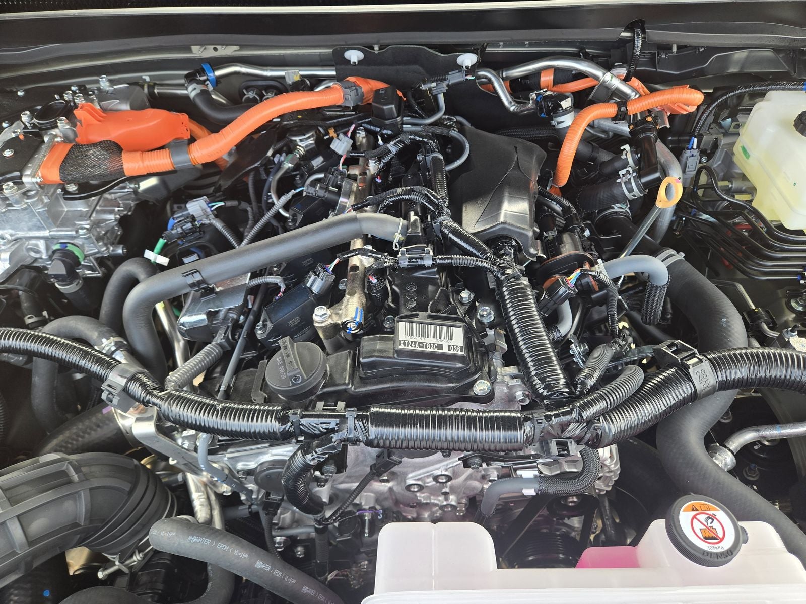 2026 Toyota Tacoma i-FORCE MAX Tacoma Trailhunter