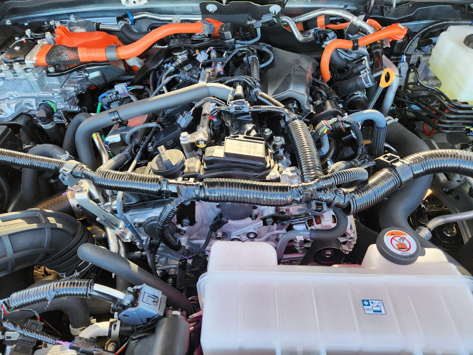 2026 Toyota Tacoma i-FORCE MAX Tacoma Trailhunter