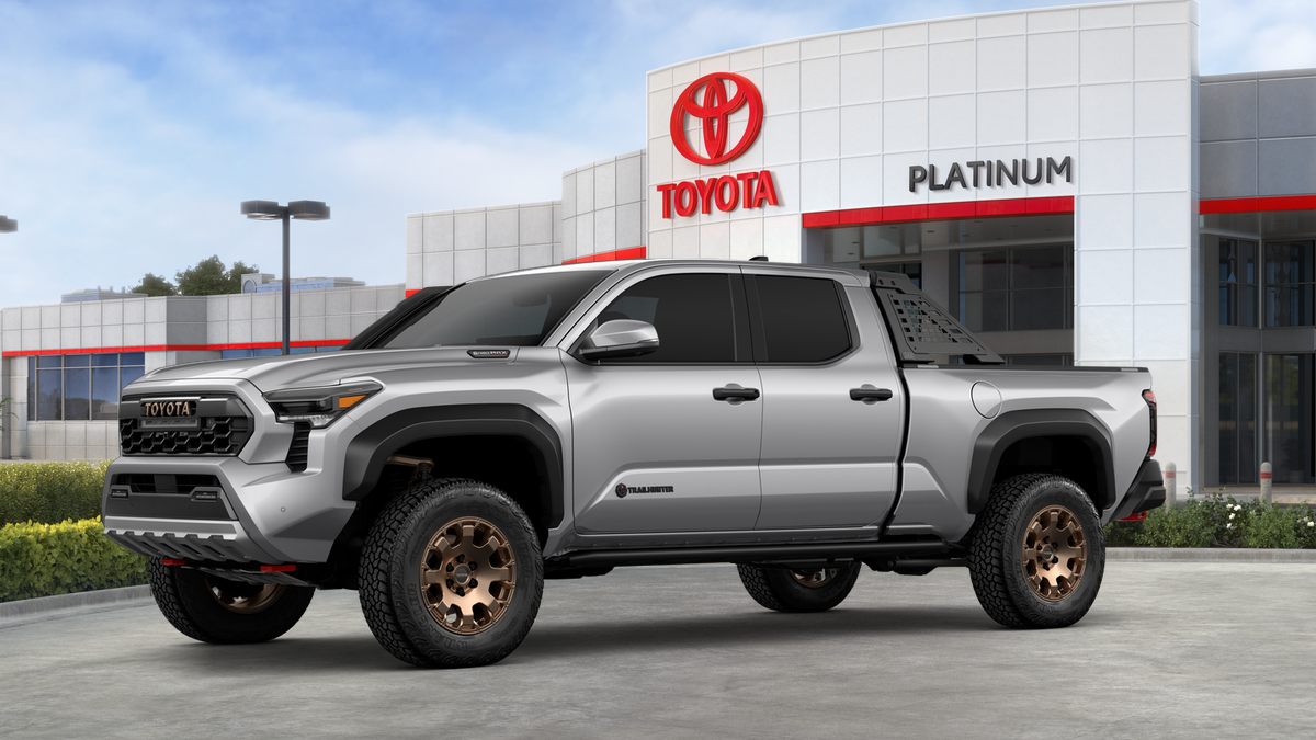 2026 Toyota Tacoma i-FORCE MAX Tacoma Trailhunter