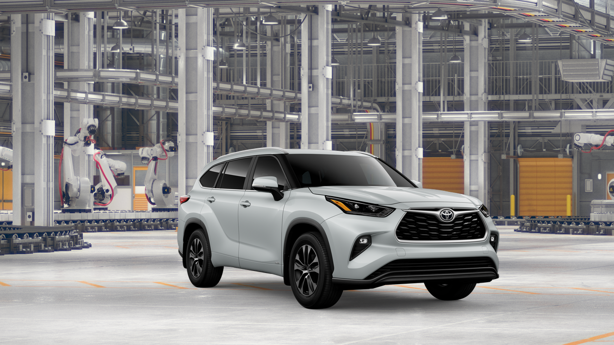 2026 Toyota Highlander Hybrid XLE
