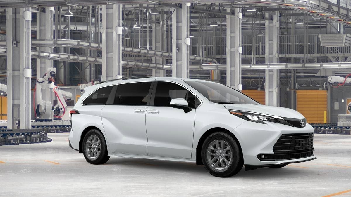 2026 Toyota Sienna XLE