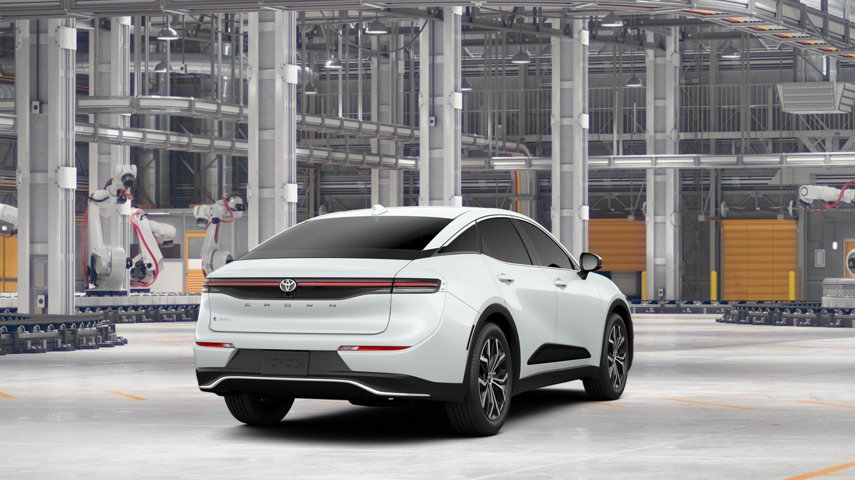 2026 Toyota Toyota Crown XLE