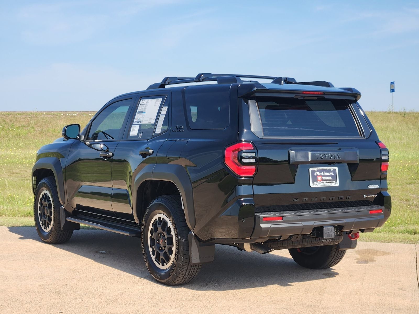 2026 Toyota 4Runner i-FORCE MAX 4Runner TRD Off-Road Premium
