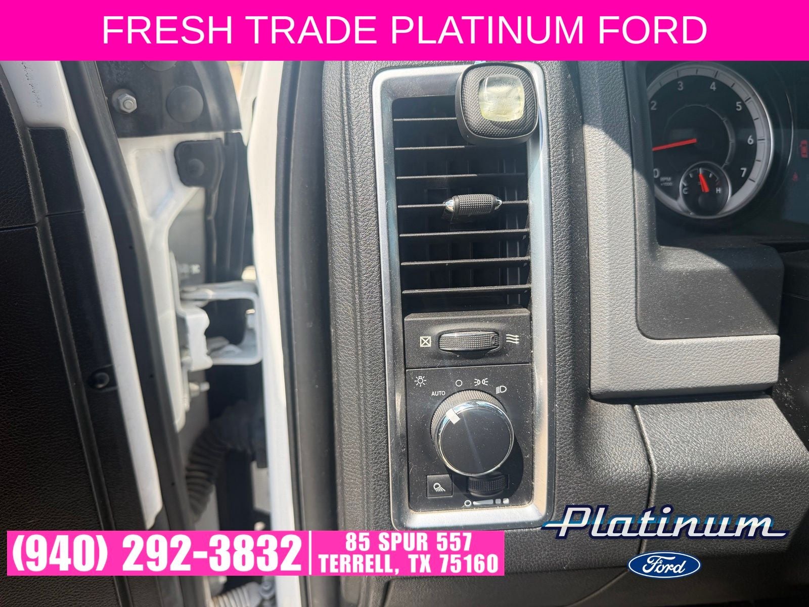 2016 RAM 1500 SLT