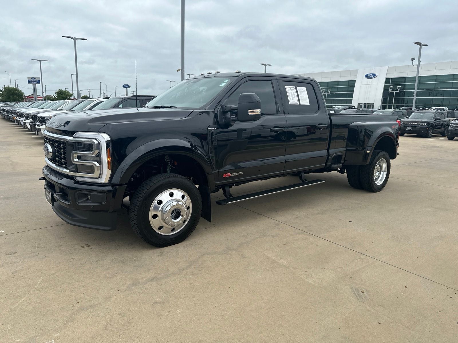 2026 Ford F-450SD Platinum DRW