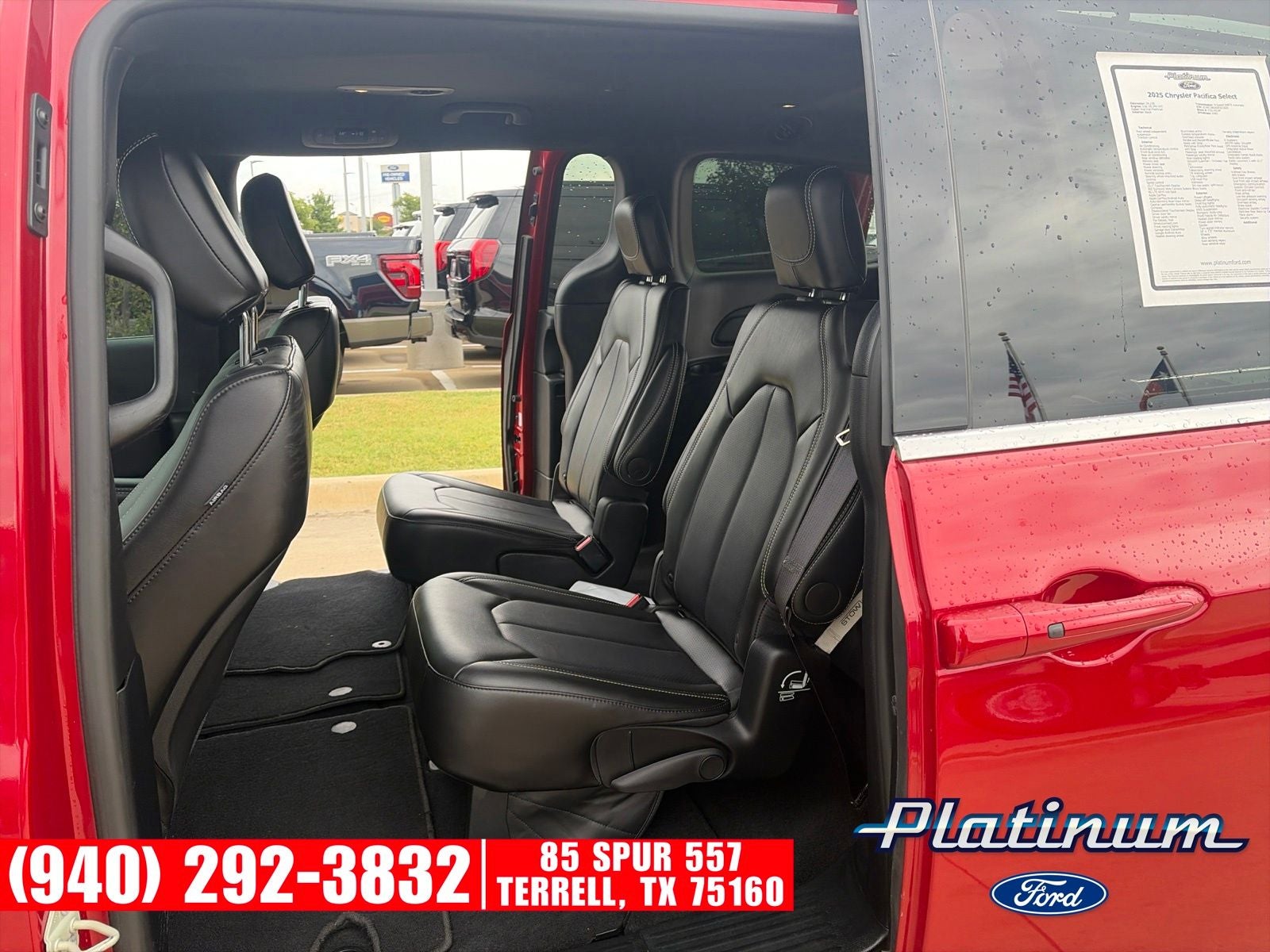 2025 Chrysler Pacifica Select