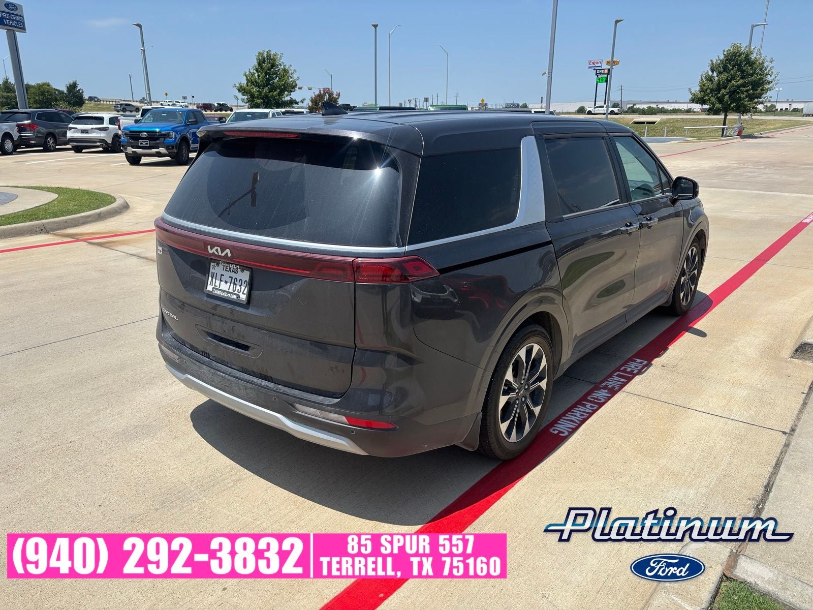 2024 Kia Carnival EX