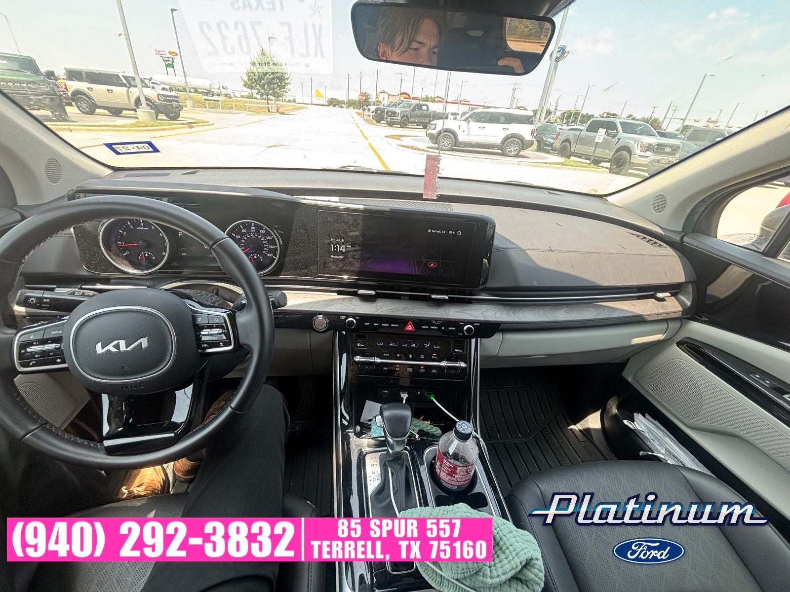 2024 Kia Carnival EX
