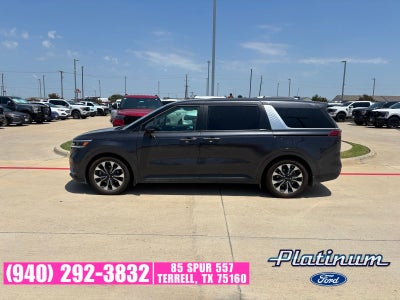 2024 Kia Carnival EX